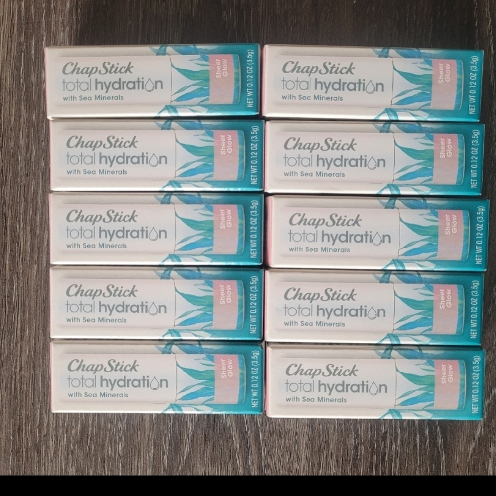 10 Chapstick Total Hydration Lip Balm